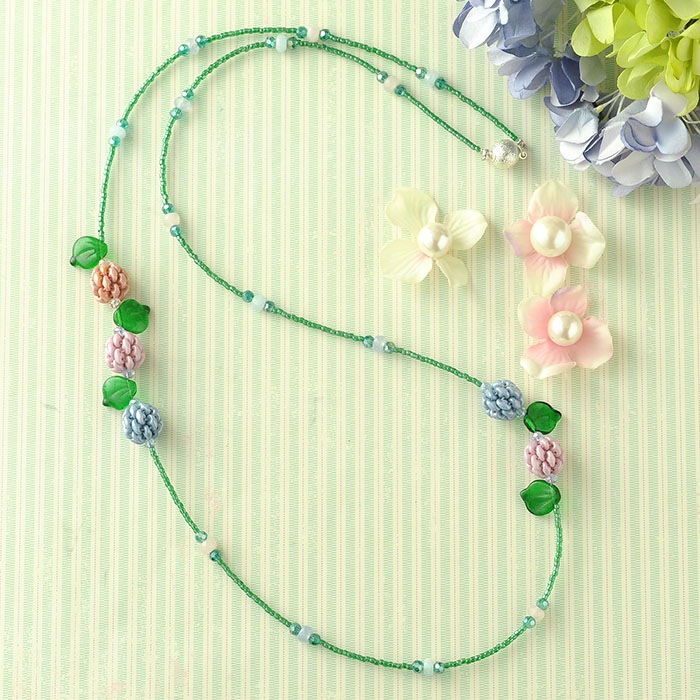 紫陽花てまりのネックレス 【作家：しのはらみわ（Little”B