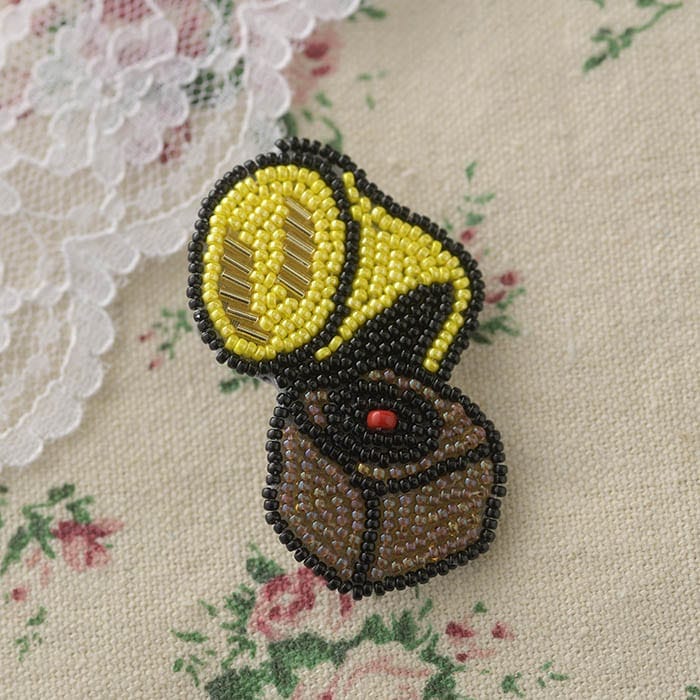 音楽家ビーズ刺繍ブローチ 音楽家ビーズ刺繍ブローチ