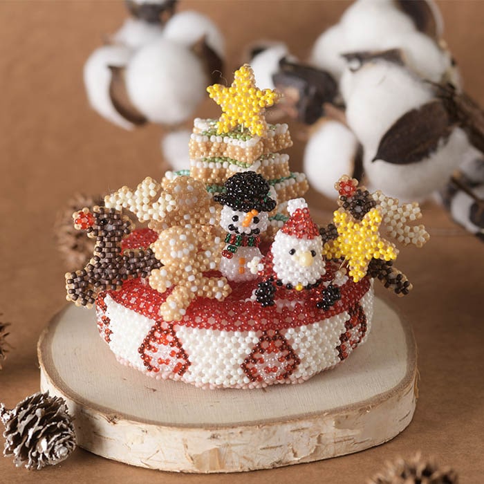 ☆10/1 再入荷☆ ビーズで編みぐるみ～クリスマスケーキ