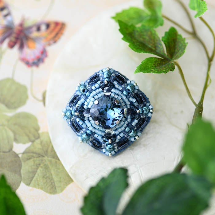 星降る夜ビーズ刺繍ブローチキット（ブルー） 【作家：サクラエン