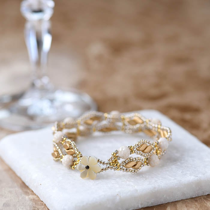 youchanmonchi様　おまとめ　ガラスビーズブレスレット11/9頃迄 youchanmonchi様おまとめ商品 ハンドメイド☆ガラスビーズブレスレット