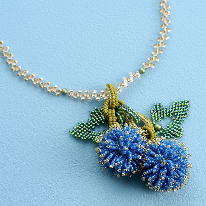 Pom-Poms���ͥå��쥹���֥롼  �ں�ȡ�����������atelier embellir�ˡ�