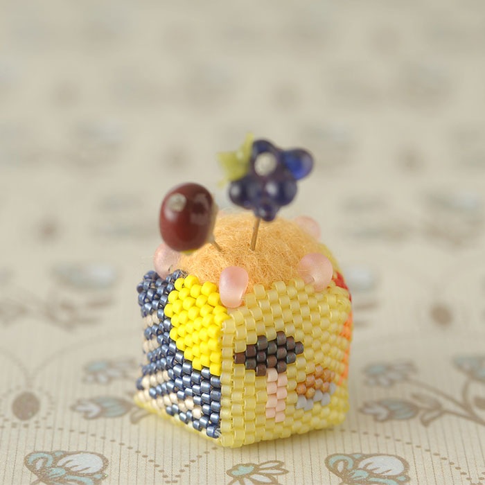 Autumn pincushion  �ں�ȡ����ΤϤ�ߤ��Little��B��.�ˡ�