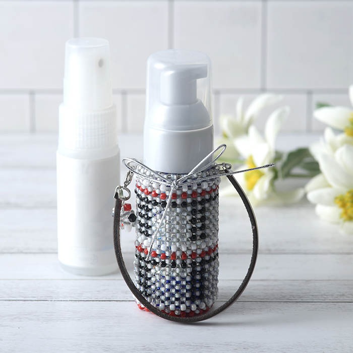 10 27 再入荷 消毒液スプレーボトルケース 作家 中村道子 プロヴァンス アイテムで探す 実用小物キット ケース Beadsmania 10 27 再入荷 消毒液スプレーボトルケース 作家 中村道子 プロヴァンス アイテムで探す 実用小物キット ケース Beadsmania