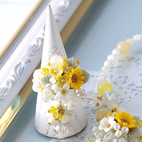 向日葵ブーケのリング 【作家：NARUMIDO】 | アイテムで探す