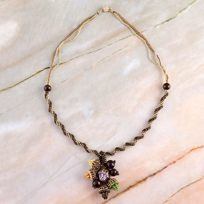 ������Giand��  �ں�ȡ�����������atelier embellir�ˡ�