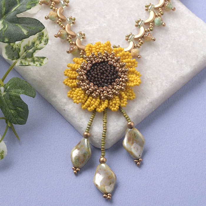 sunflower  �ں�ȡ�����������atelier embellir�ˡ�