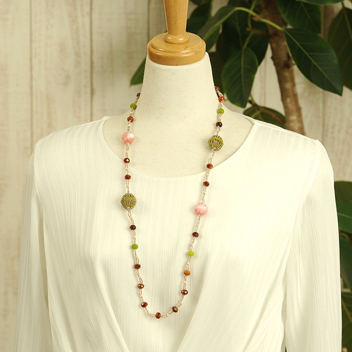 ���ե���  �ں�ȡ���ƣ�����á�