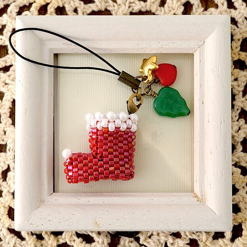 クリスマスブーツのストラップ（赤） K-308 【作家：しのはらみわ