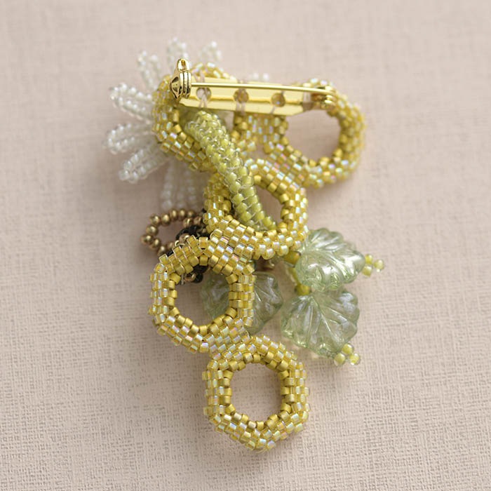 honey Bee  �ں�ȡ�����������atelier embellir�ˡ�
