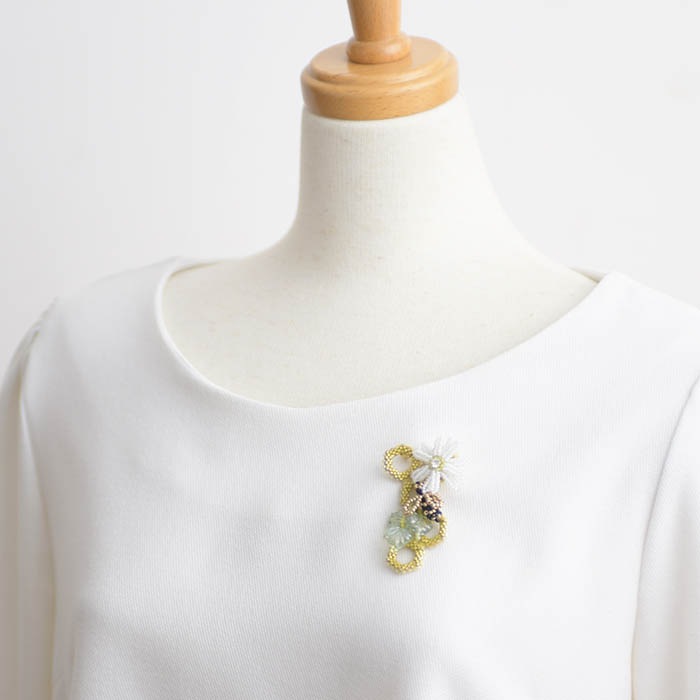 honey Bee  �ں�ȡ�����������atelier embellir�ˡ�