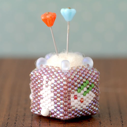 Rabbit's pincushion  K-198 �ں�ȡ����ΤϤ�ߤ��Little��B��.�ˡ�