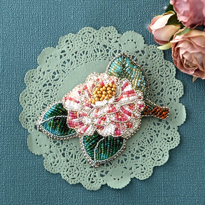 緋褪（ひさめ） 【作家：有井順子】 | アイテムで探す