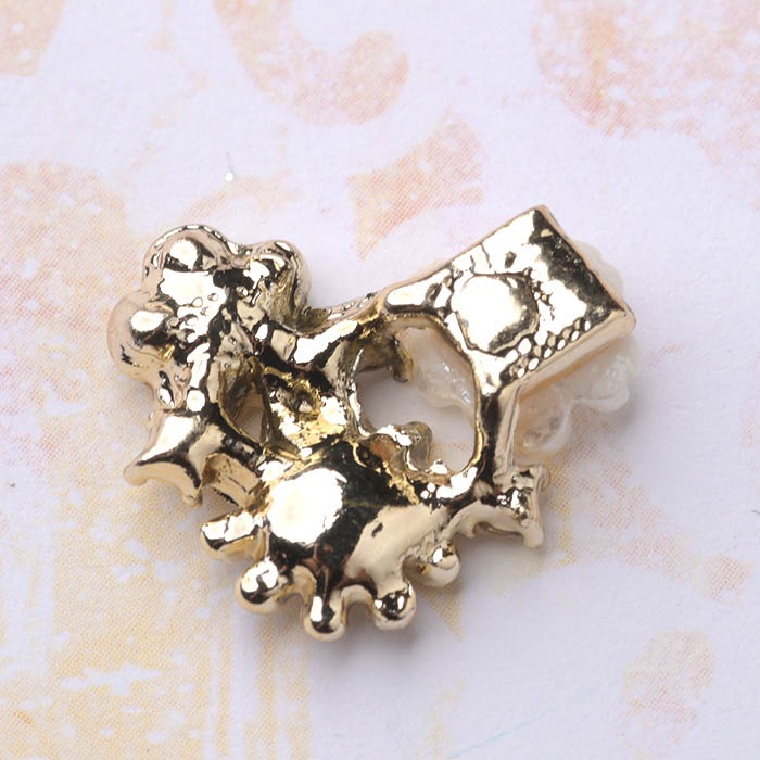 ƥ ӥ塼ѡA  1907-04 Latief