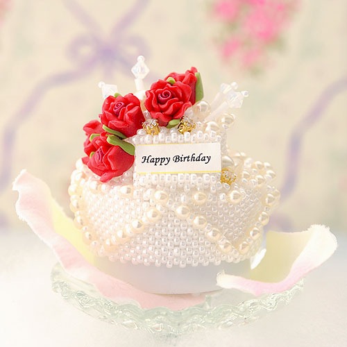 薔薇のバースデーケーキ 作家 渡辺七重 N アイテムで探す モチーフキット スイーツ その他 Beadsmania