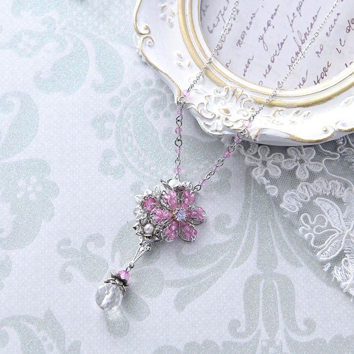 11月の誕生石・ピンクトパーズのプチフラワーネックレス 【作家