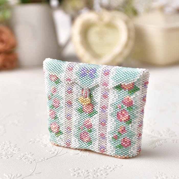 マチ付きポーチ～薔薇の香水瓶～ 【ビーズマニア】 | アイテムで探す