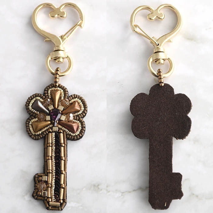 Vintage Key  �ں�ȡ�����ͧ��(Heliotrope)��