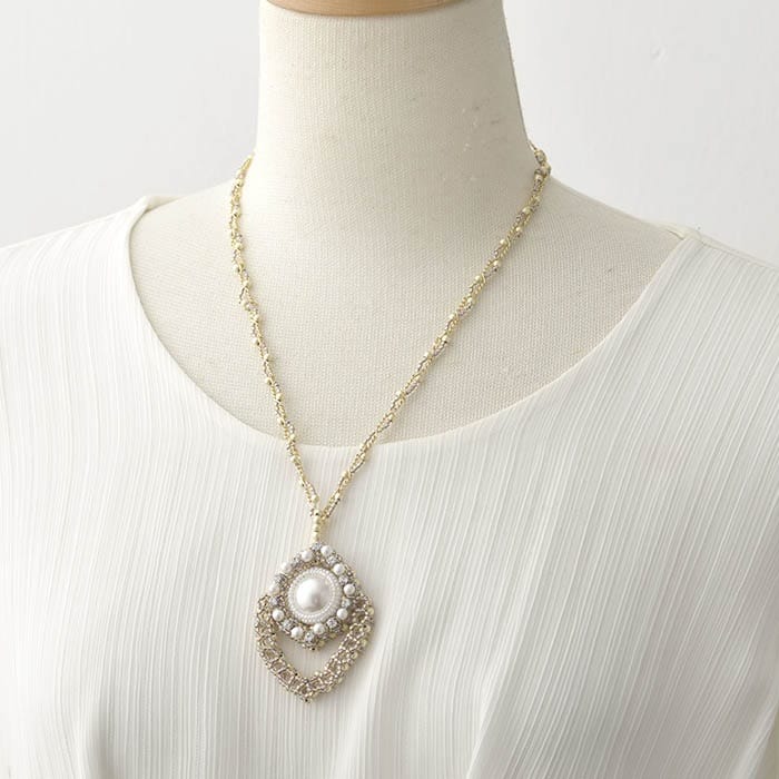 crystal pearl pendant  �ں�ȡ�����������atelier embellir�ˡ�