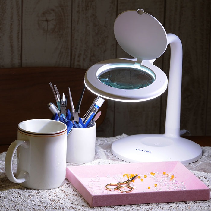 ��ߥ롼�ڡ�������ɥ롼�ڡ�LED�饤����  lumi-loupe