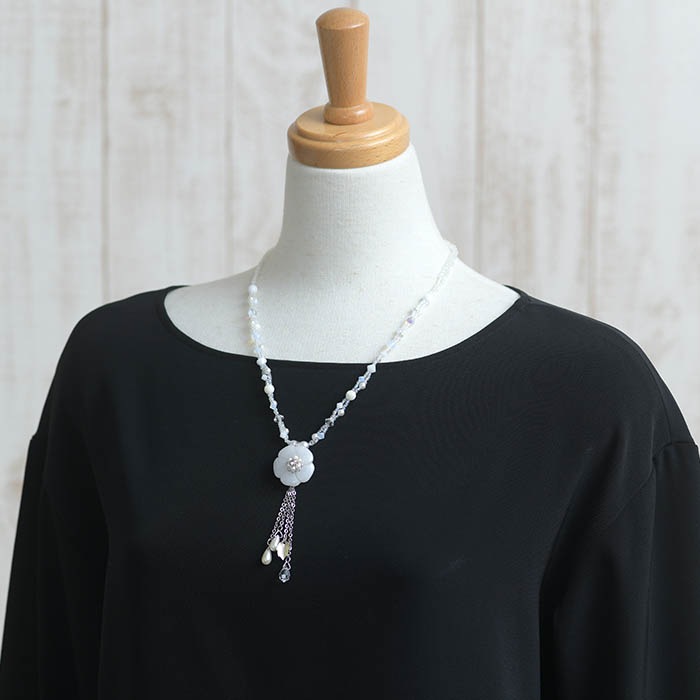 �ۥ磻�ȥ������ɥե��ͥå��쥹  �ں�ȡ���¼ƻ�ҡʥץ������󥹡ˡ�