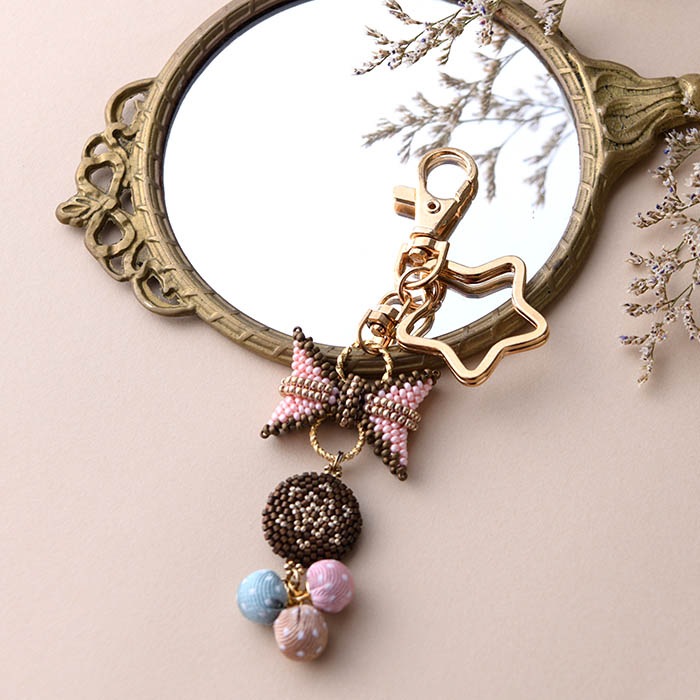 ribbon charm  �ں�ȡ�����������atelier embellir�ˡ�
