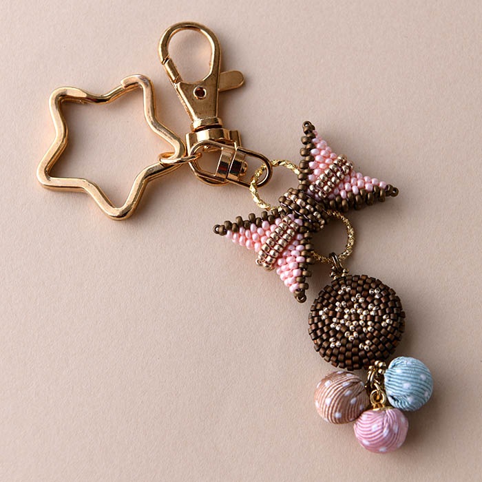 ribbon charm  �ں�ȡ�����������atelier embellir�ˡ�