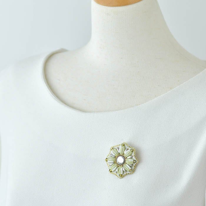 �饸����֥������ʲ��С�  �ں�ȡ������㵪��(Seed Beaders)��