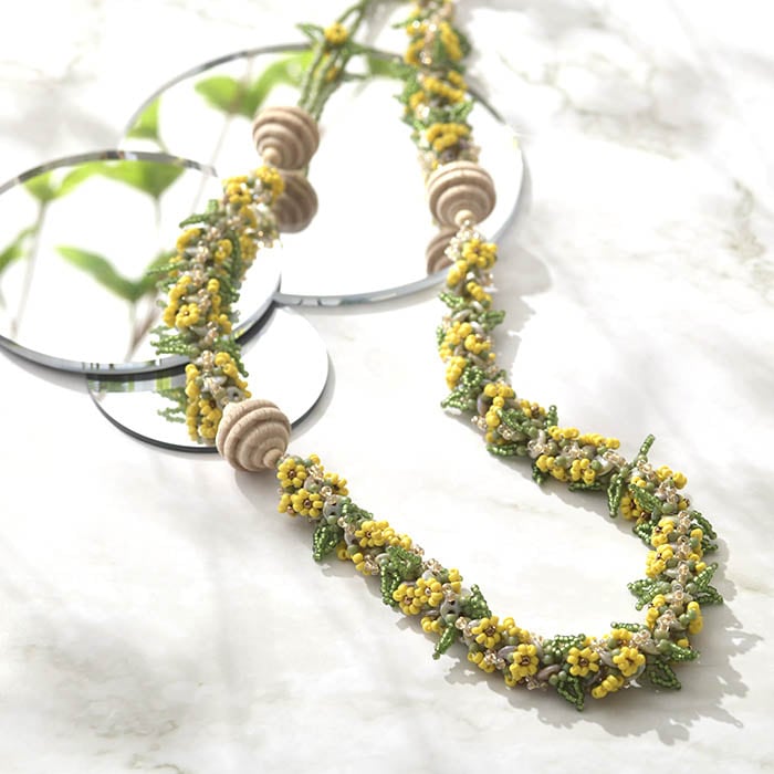 Daisy flowertube necklace  ںȡatelier embellirˡ