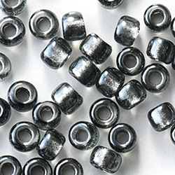 ピース シードビーズ 黒（スキ中染） TOHO282 | ・シードビーズ,TOHO,スキ | X