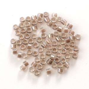 MIYUKIデリカビーズ クリスタル中染 DB64 | ・シードビーズ,MIYUKI