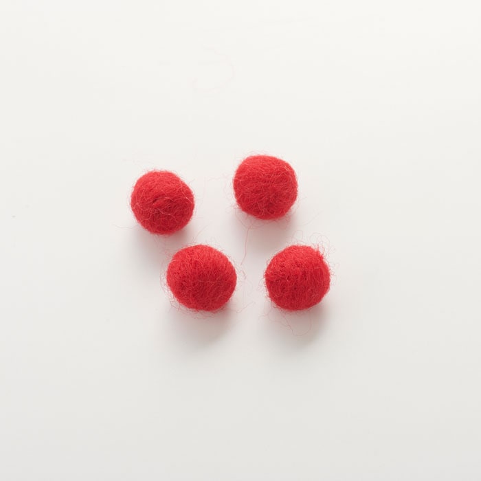 ♡ まるむし ♡☆　フェルトボールキーホルダー it-61332a4121236-1200.jpg