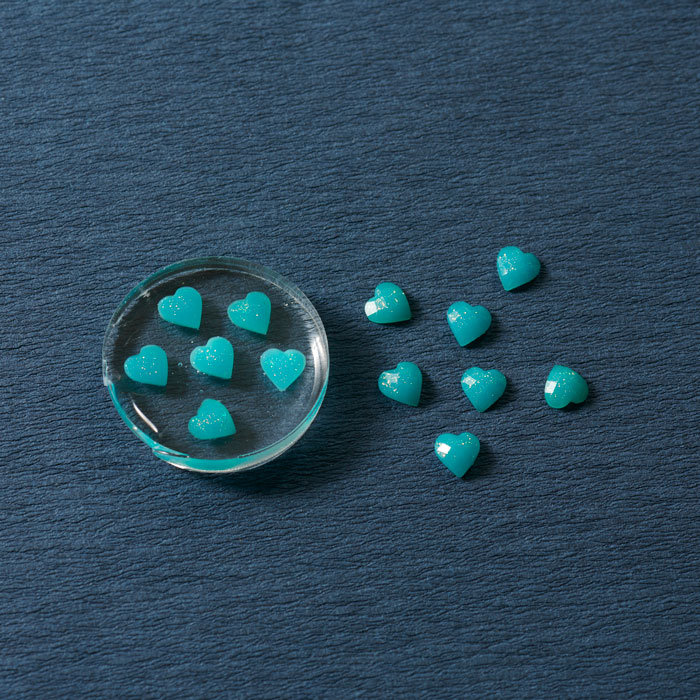 ハート型フレーク 6mm ラメあり ピーコックグリーン【シェイカーレジン
