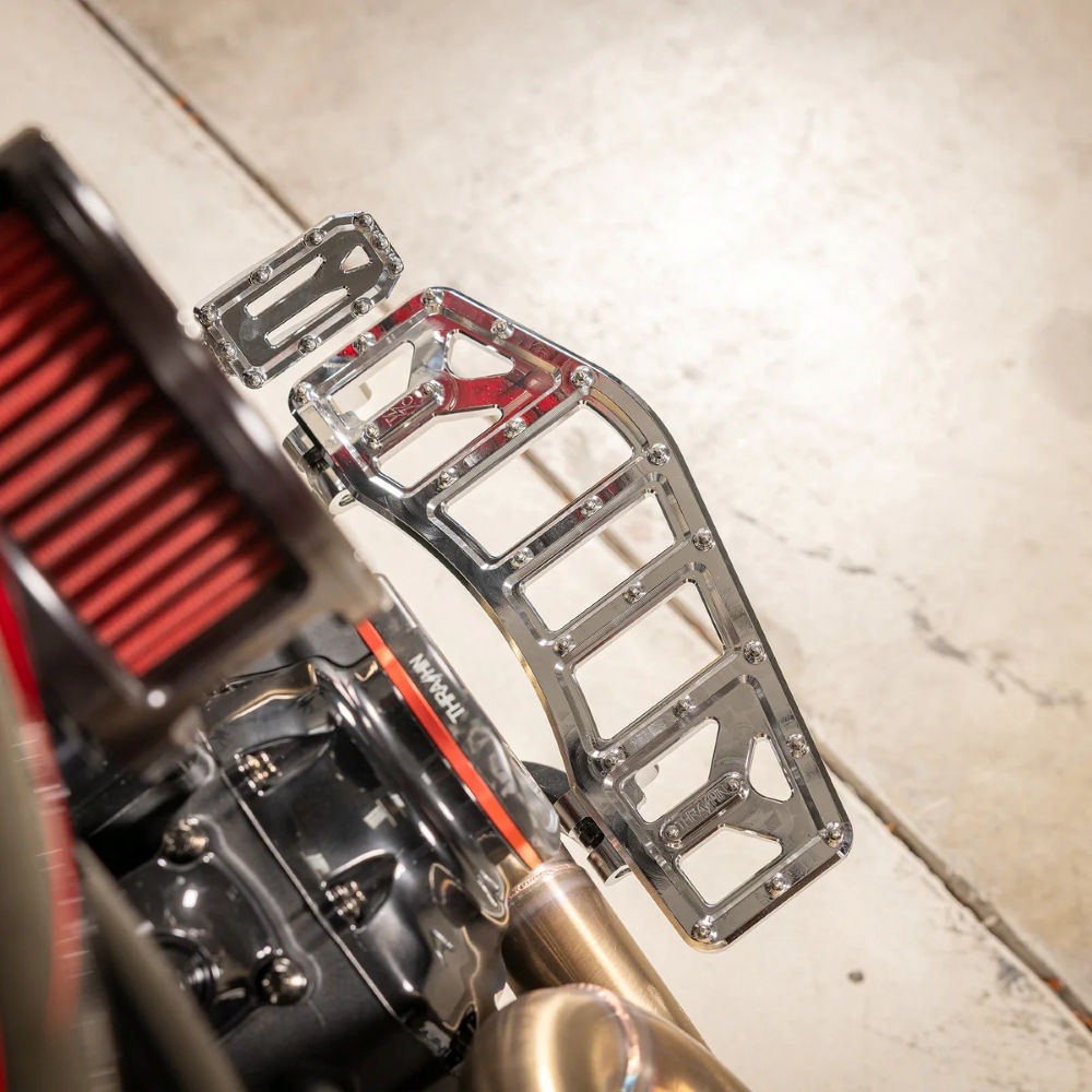 THRASHIN SUPPLYġ󥰡AGGRESSOR եܡ  1621-1238