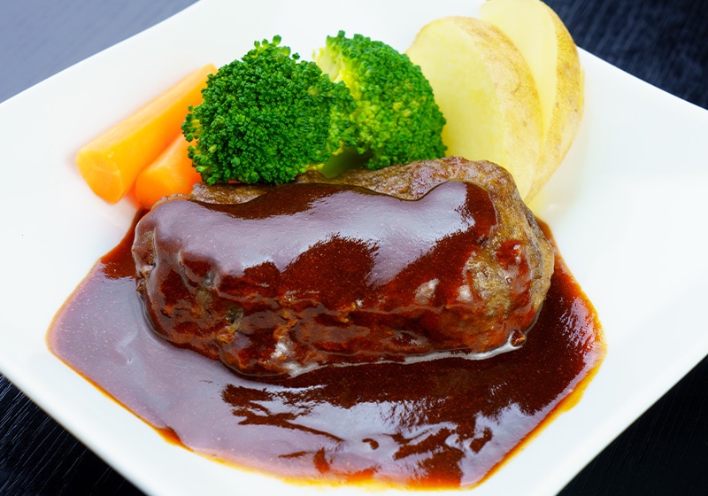 倉薗牛100％使用！ビーフクックくらぞのの極上ハンバーグ