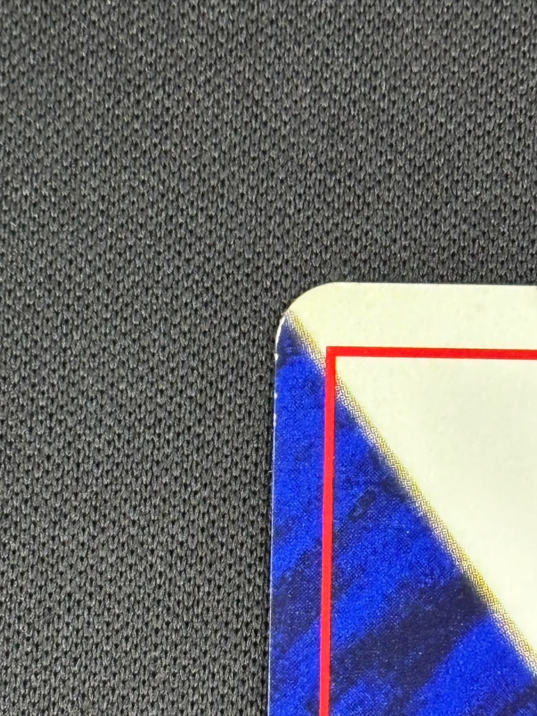【店頭同時出品中】【状態C】ひかるカブトプス LV.40《旧裏》[★★★](No.141)