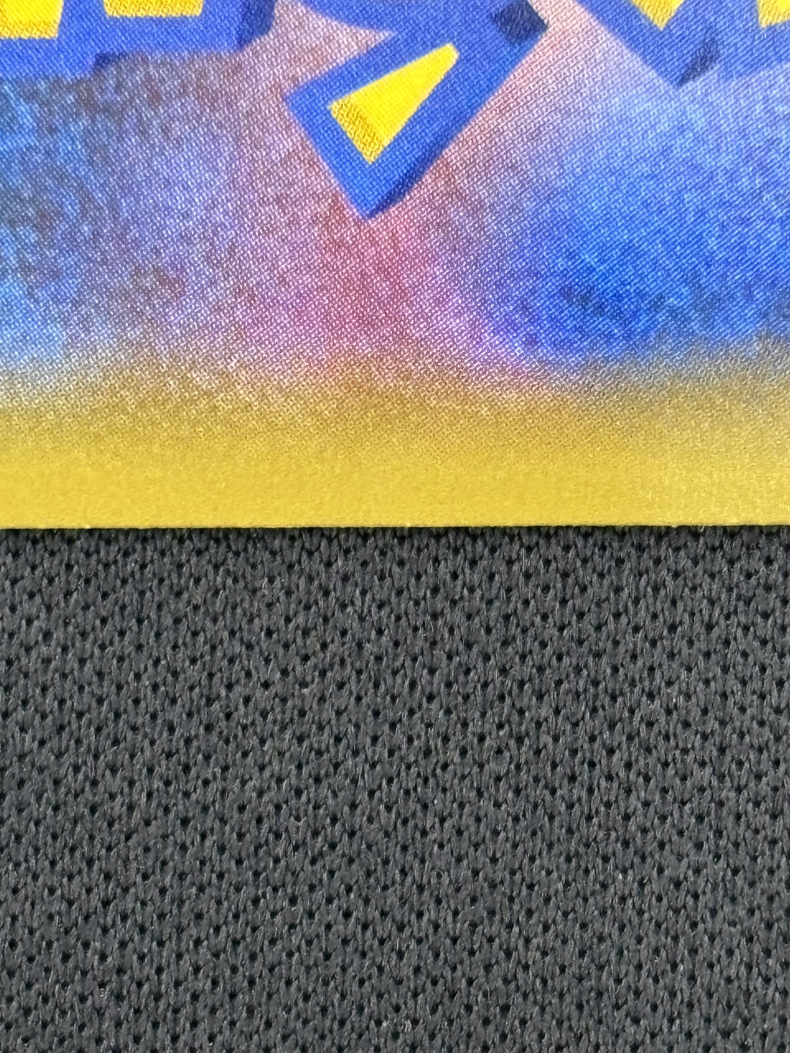 【状態B】海で遊ぶピカチュウ[P](392/SM-P)