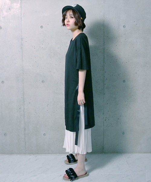 T-shirt dress & pleated skirt set
