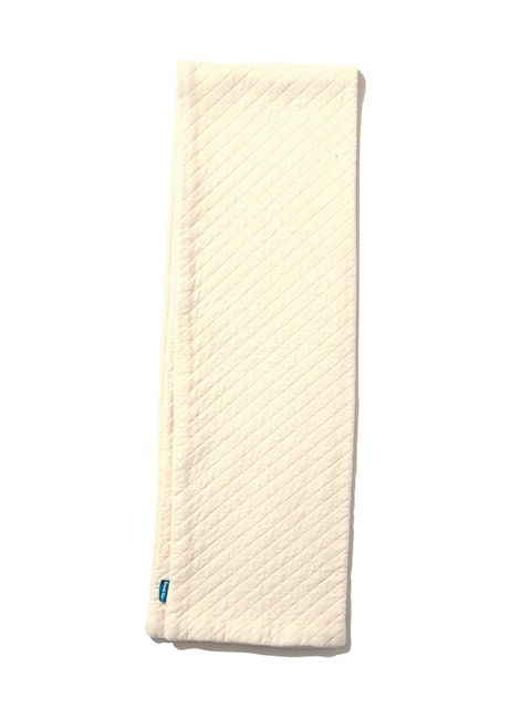 光電子キルトスカーフ [2025 Fall/Winter]