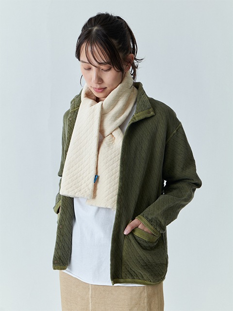 光電子キルトスカーフ [2025 Fall/Winter]