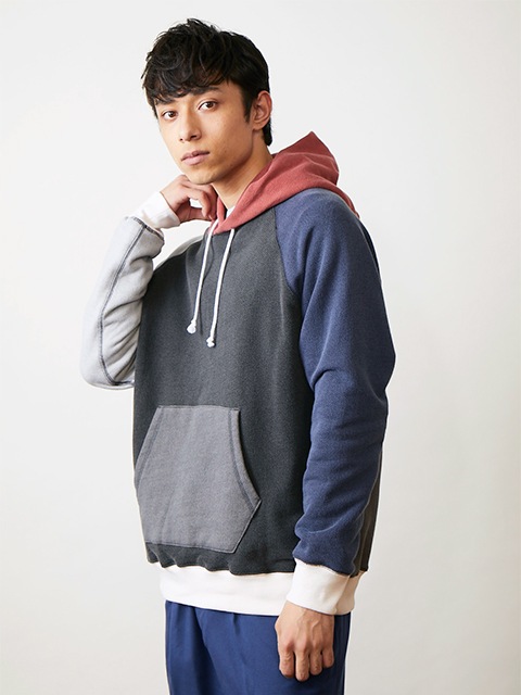 クレイジープルオーバーフードスウェット [2021 Spring]