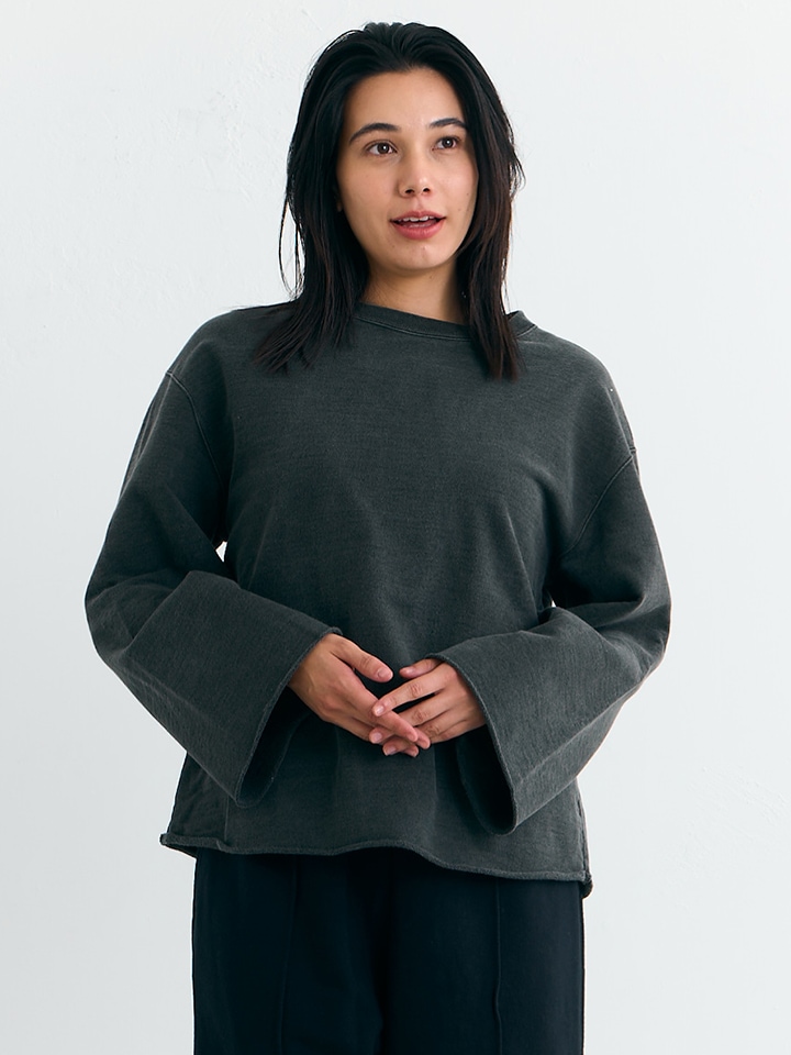 [WOMEN'S] カットオフフレアスリーブスウェット [2026 Fall/Winter]