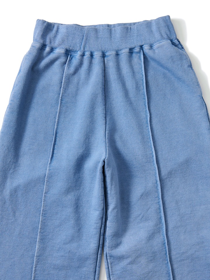 [WOMEN'S] カットオフピンタックフレアパンツ [2026 Fall/Winter]