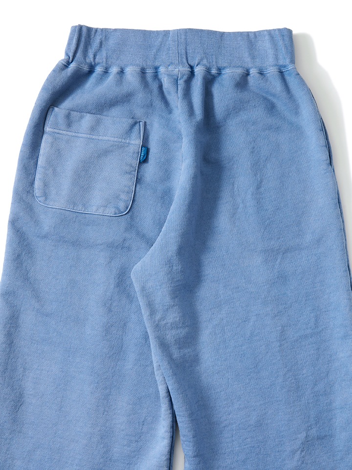 [WOMEN'S] カットオフピンタックフレアパンツ [2026 Fall/Winter]
