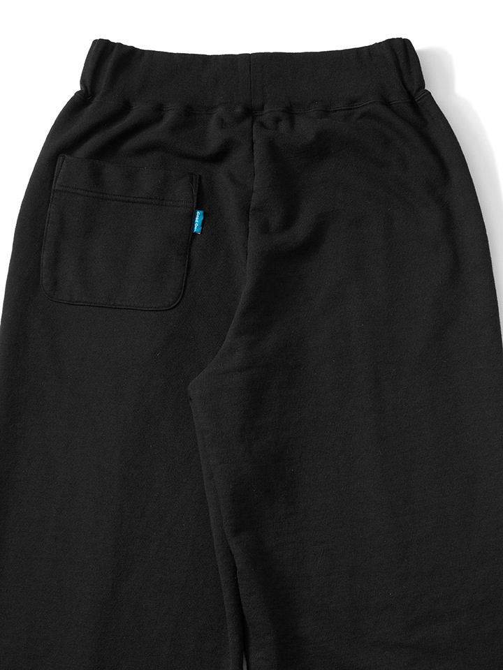 [WOMEN'S] カットオフピンタックフレアパンツ [2026 Fall/Winter]