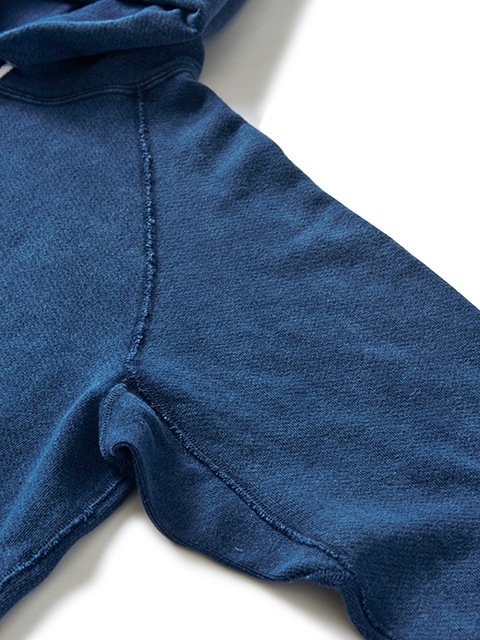 ラグランプルオーバーフードスウェット