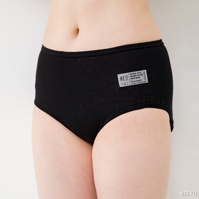 クサカンムリ kusakanmuri オーガニックコットン黒ハイライズショーツ300003（メール便にて送料無料）