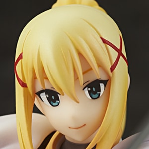ダクネス 1/8 完成品フィギュア