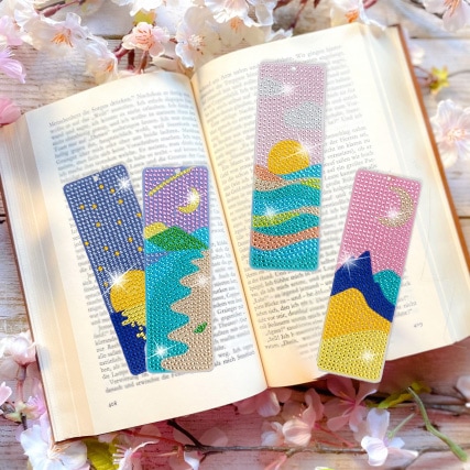 ダイヤモンドアート AHD しおり４枚セット ブックマーク キラキラビーズ 丸ビーズ