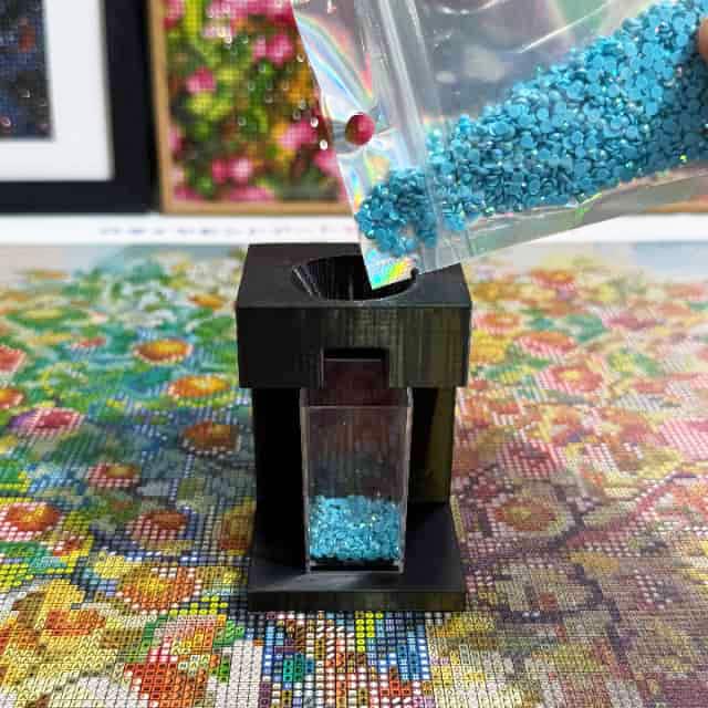 手芸時間オリジナル　ダイヤモンドアート用 スタンドビーズロート　黒